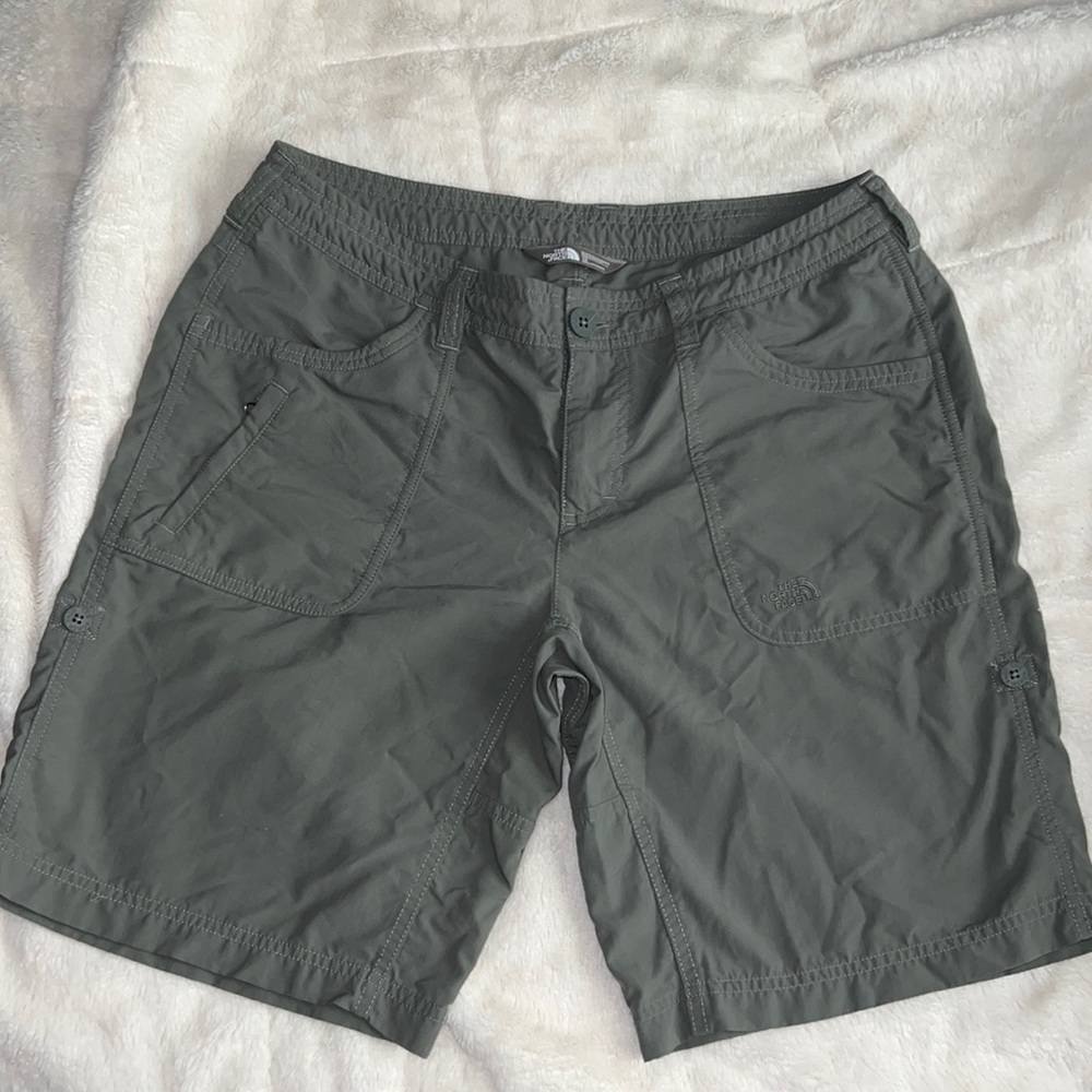 🔴 North Face Women’s Shorts 🟠